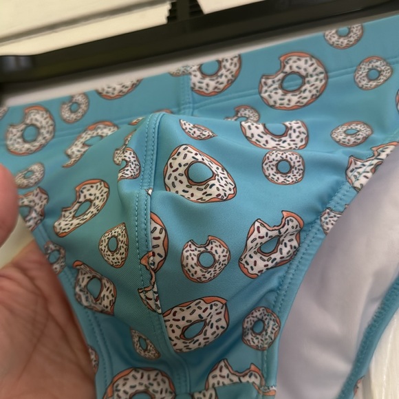 MEN’s Elia Beachwear (Donut Hole) Swim Brief size SMALL (30) - Picture 2 of 5